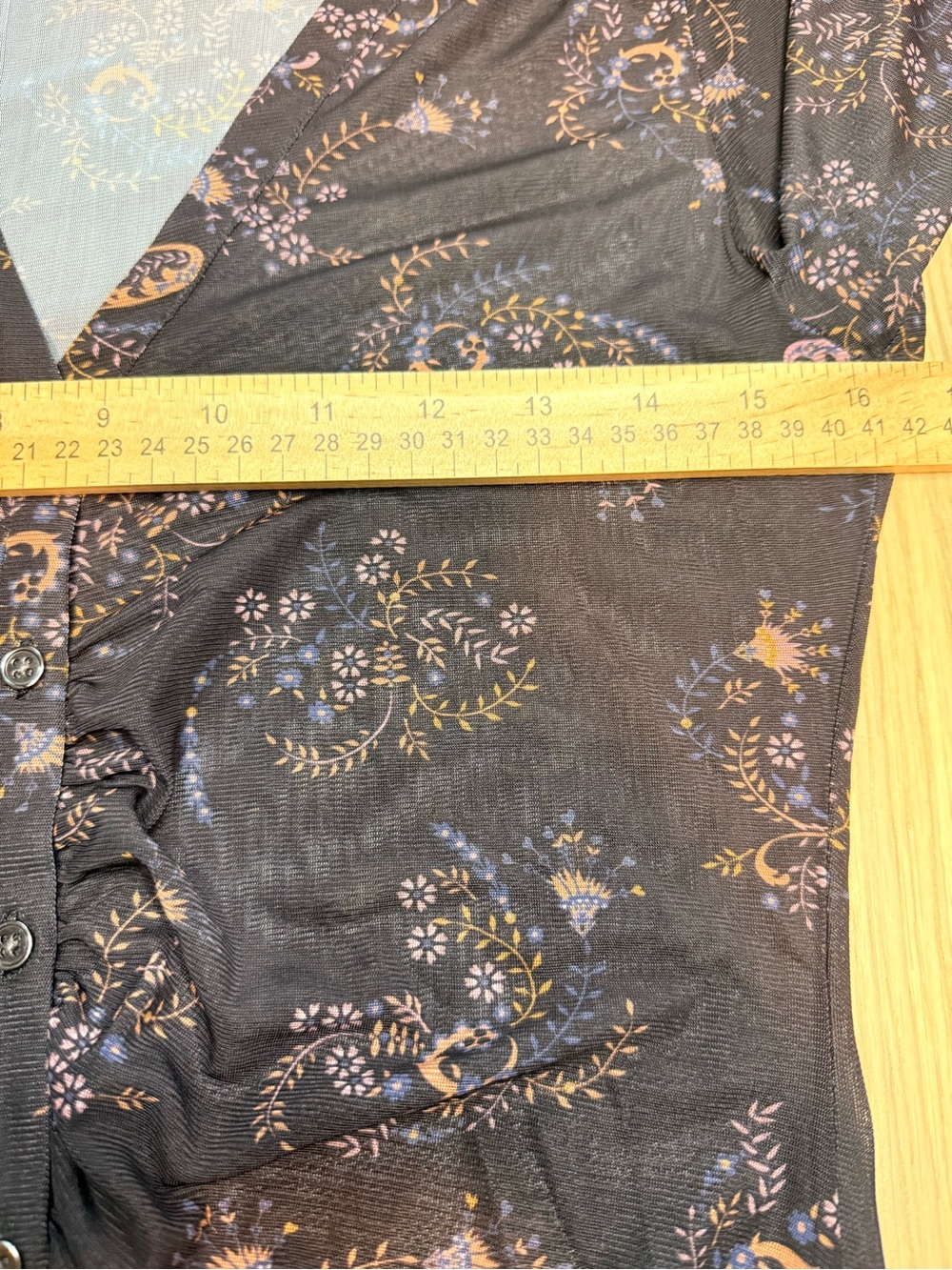 IDYLLWIND Miranda Lambert V Neck Paisley Bell Sleeves Button DownSheer Size M - Picture 12 of 14